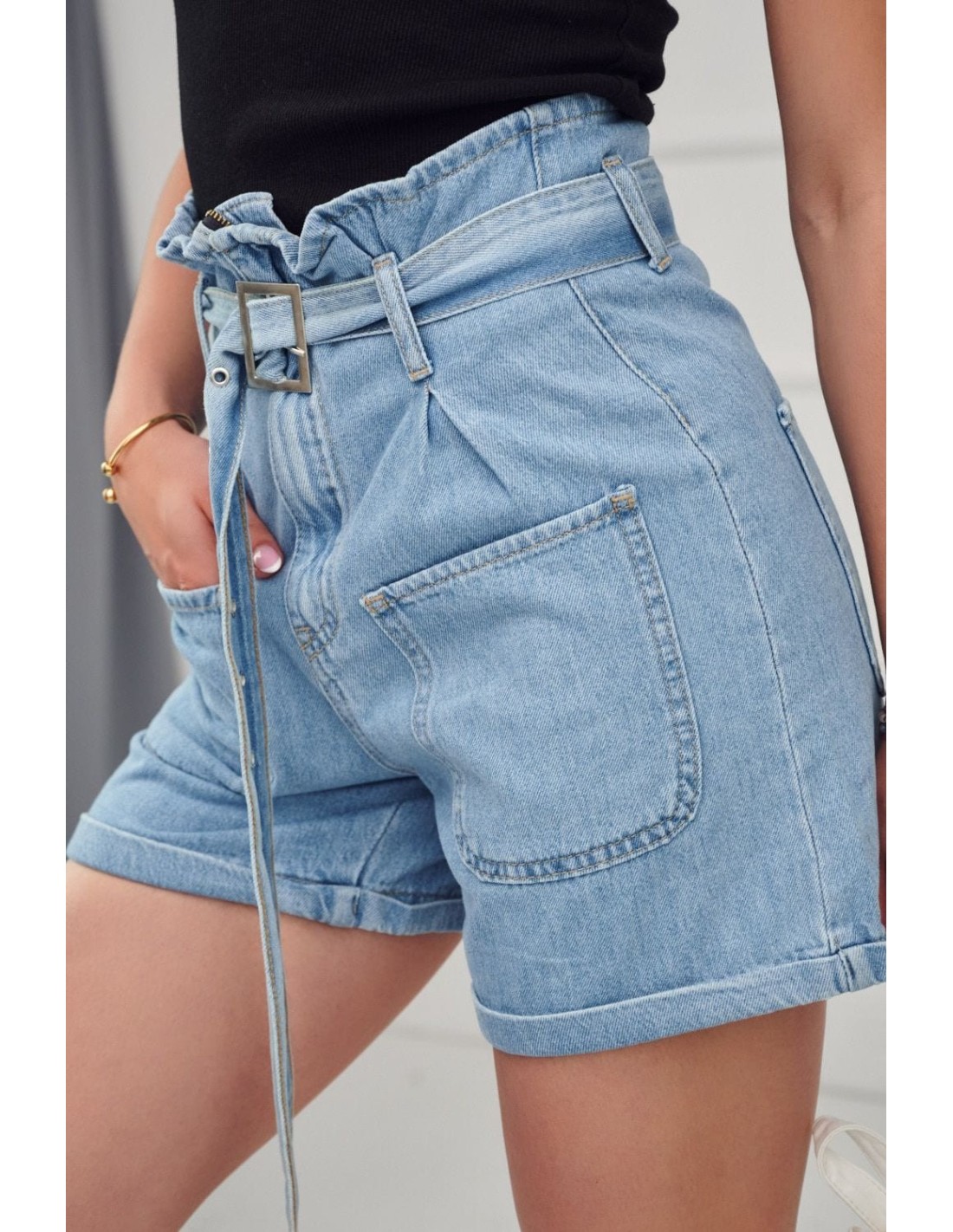 Damen-Jeansshorts mit hohem Bund MP72612 – Online-Shop – Boutique